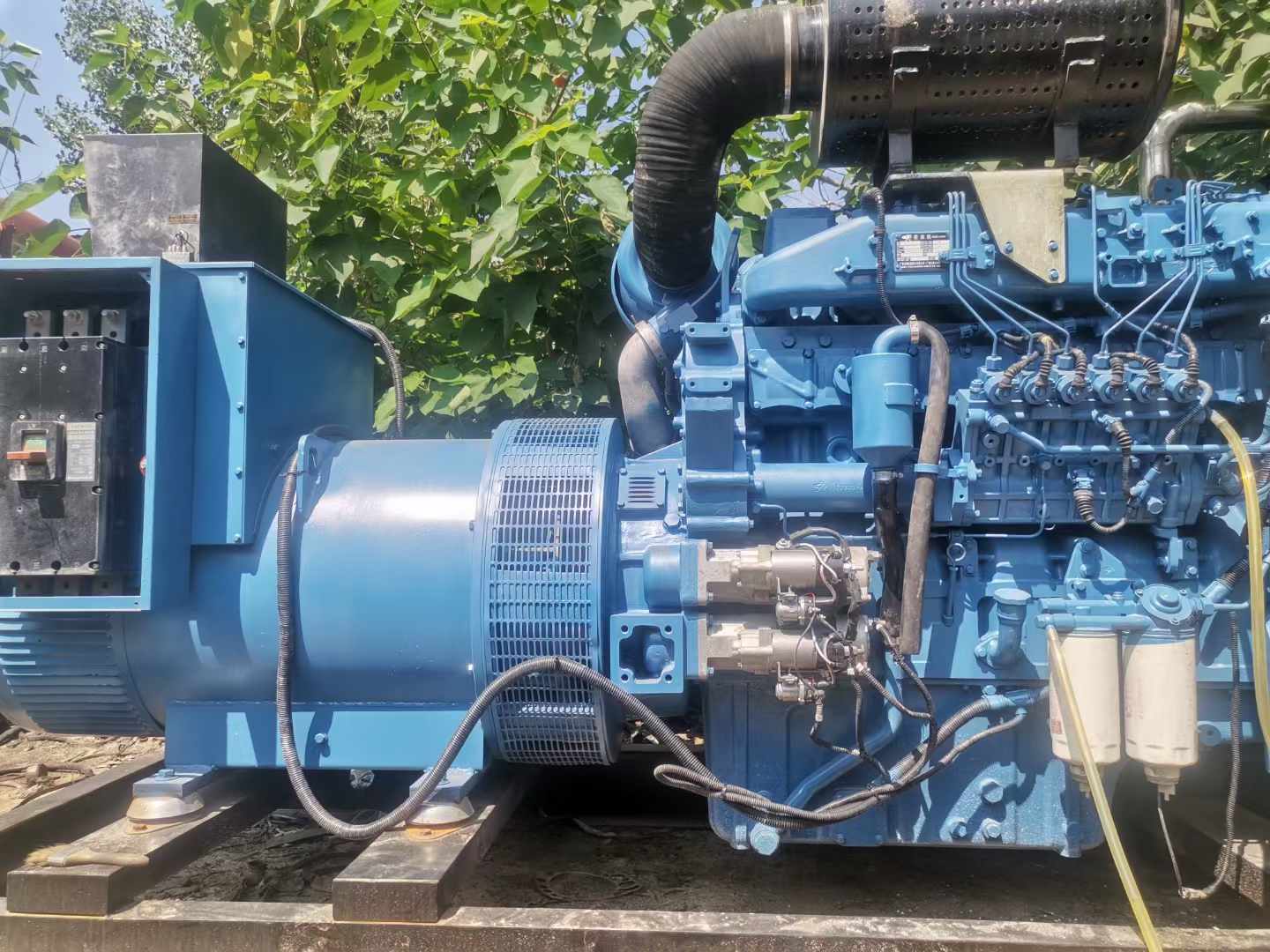 乐至详细说明降低 800kW 柴油发电机输出电流波动的方法